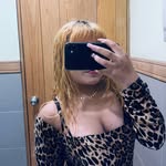 Cam CAM - @_ivanna.gyal_ - Instagram