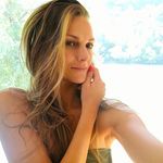 Ivana Marković - @posejdonova.kci - Instagram