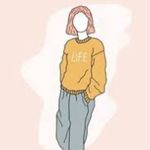 Ivy Kaplan - @atleastihavefashion - Instagram