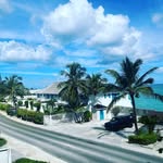 Ivy May Beachhouse - @ivymays.beachhouse - Instagram