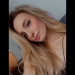 Iza Nowak - @izkaaan - Instagram