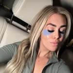 @izzy___davies - Instagram