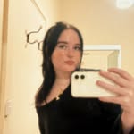 Izzy Davies - @jus.izzi - Instagram