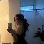 izzy - @izzy_gomez725 - Instagram