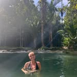 Izzy Squires - @_izzysquires - Instagram