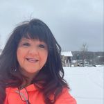 Jackie Leininger - @jackie.leininger.77 - Instagram