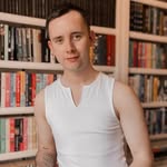Jack Strange | Romance Author | Books 🏴󠁧󠁢󠁷󠁬󠁳󠁿🔮♒️ - @paperbackjack - Instagram