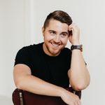Jack Swanson - @tenor_vs_wild - Instagram