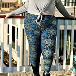 Jacki Campbell - @leggingswithjackic - Instagram