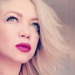 Jackie Bernard - @bernard_jackie - Instagram