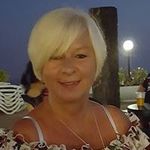 Jackie Blocksidge - @jackieblocksidge - Instagram