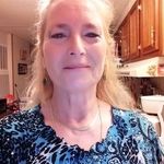 @jackie.burks.52 - Instagram