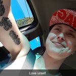 Jackie Crow - @jackiecrow28 - Instagram
