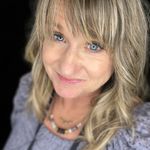 Jackie Curtis- Grannypreneur - @thegritandglowgirl - Instagram