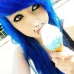 Jackie Granger - @jackiegoestwinkies - Instagram