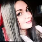 Jackie Hook - @jackiehook7120 - Instagram