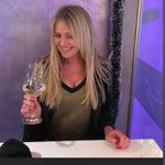 Jackie Rowan - @jackierowan68 - Instagram