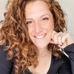 Jackie Schon Pierce | Online Income for Artists - @itsjackiepierce - Instagram
