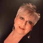 Jackie Johnson Seals - @jaxvette11 - Instagram