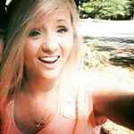 Jackie Sisk - @jackiiebebe - Instagram