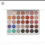 Jaclyn Hill Palette Looks - @jaclyn_hill_makeup - Instagram