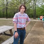 Jackson Booth - @thebeeziestbo - Instagram