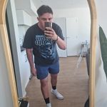 Holmezy - @jacky.holmes - Instagram