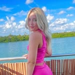 Jaclyn - @jaclyn_bright - Instagram