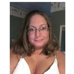 Jaclyn Warren - @jaclyn.warren.7 - Instagram