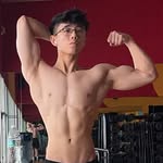 Jacob Hoang - @juicyjakesfitness - Instagram