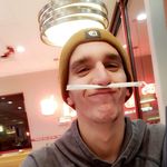 Jacob Whitcomb - @whatchawantacookie - Instagram
