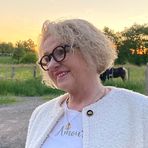 Jacqueline Chartier - Facebook
