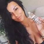 Jacqueline Chartier - @mamwrxy - Instagram