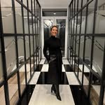 Jacqueline Mackenzie - @jackie_macke - Instagram