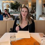 Jacqueline Mackenzie - @jacquingram - Instagram