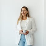 Jacqueline Smith - Self-Care & Confidence Coach - @itsjacquelinesmith - Instagram