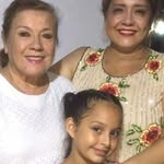 Jacqueline Velazquez Hauron - @jacquelinehauron - Instagram