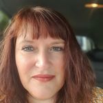 Jacqueline Warwick - @jaq2502 - Instagram