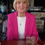 Jacqueline Bowles - @bow.jacqueline - Instagram