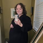 Jacquelyn Morrow - @casualfriesday - Instagram