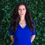 Jacqueline Queen - @momattorneylife - Instagram