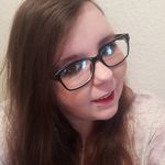 Jacqueline Schuster - @kiki_xyleste - Instagram