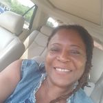 Jacquelyn  R. Sneed - @munchkin913 - Instagram