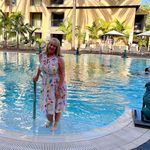 Jacqui Holt - @jacqui9990 - Instagram