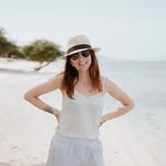 Jacqui Hughes - @fe.doratheexplorer - Instagram