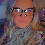 Jacqui Moore - @jacqui101276 - Instagram