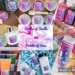 Jacqui Saunders - @oodlesofsmellsbypuddleofwax - Instagram