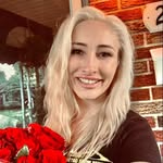 Jackie Snyder - @jacquelinesnyder49 - Instagram