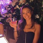 Jade Farrell (Twinn) - @jadetwinn - Instagram