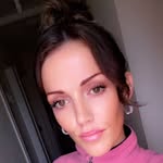 Jade Hennessy - @jadeflowa - Instagram